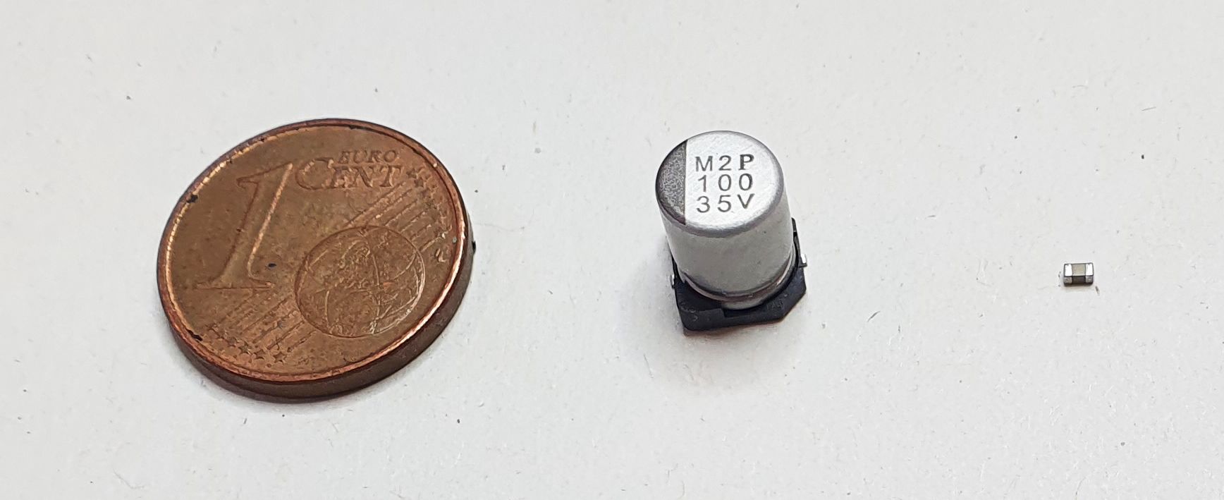 kondensatorensmd.jpg kondensatorensmd.jpg