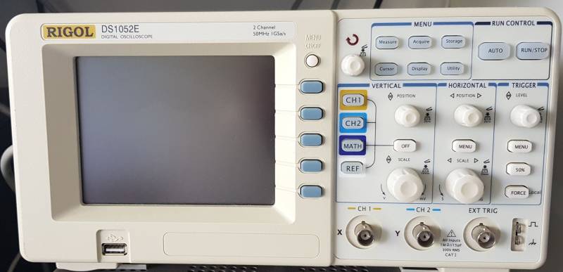 geraete_rigol_ds1052e.jpg geraete_rigol_ds1052e.jpg