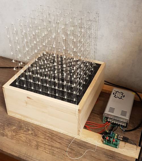 mexle2020_328_ledcube.jpg